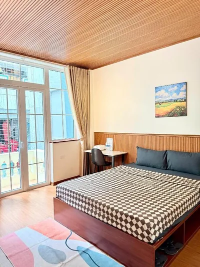 Double Room with Private Bathroom — La Casa Di Dicembre 194 Đội Cấn Alley